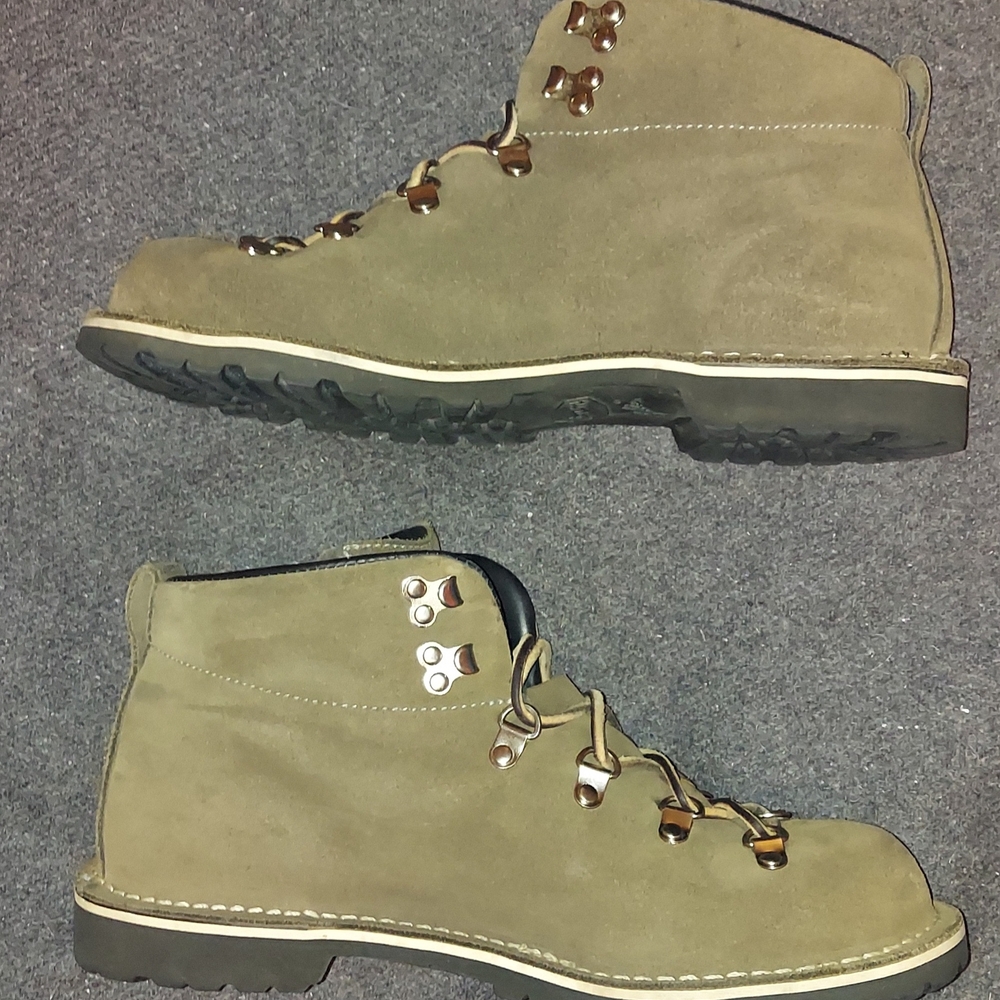 DANNER MEN'S MOUNTAIN TRAIL BARLOW 30524, 9.5EE WIDTH - Picture 2 of 15